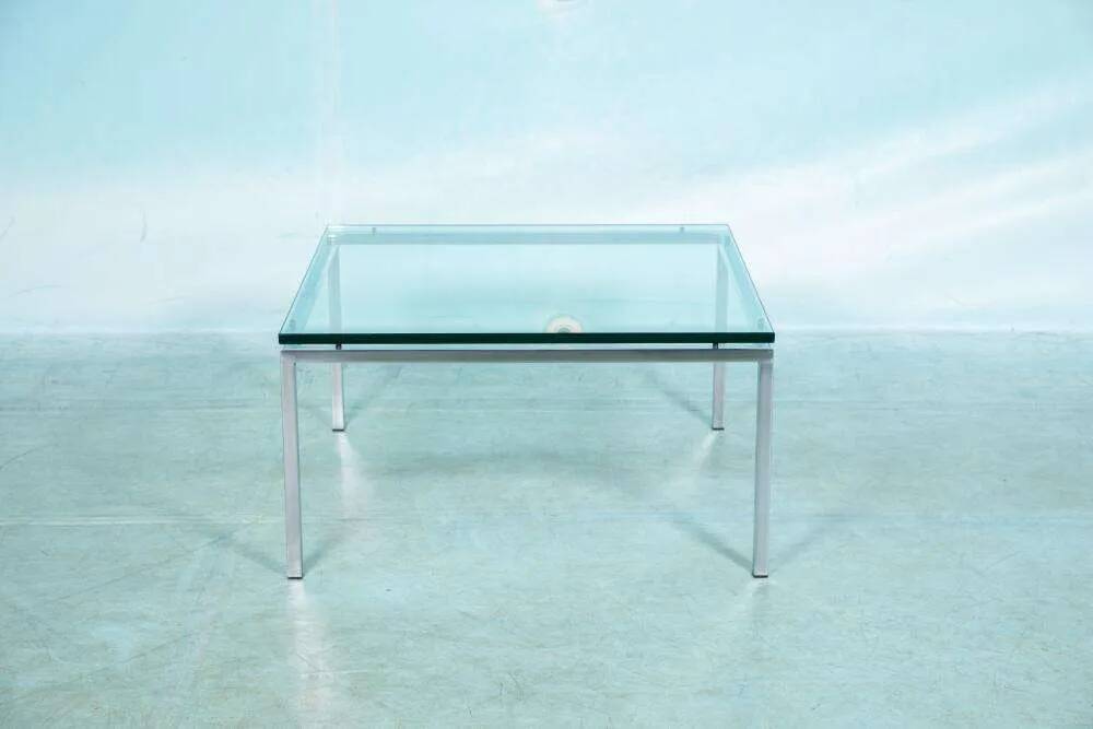 Minimalist Knoll coffee table, mid-century coffee table.