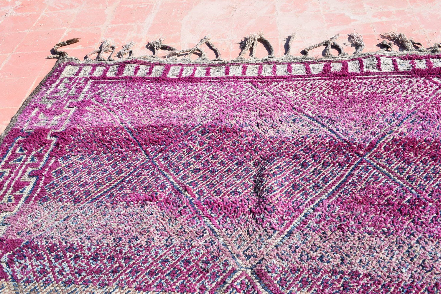 Carpet Berber vintage 305x186cm