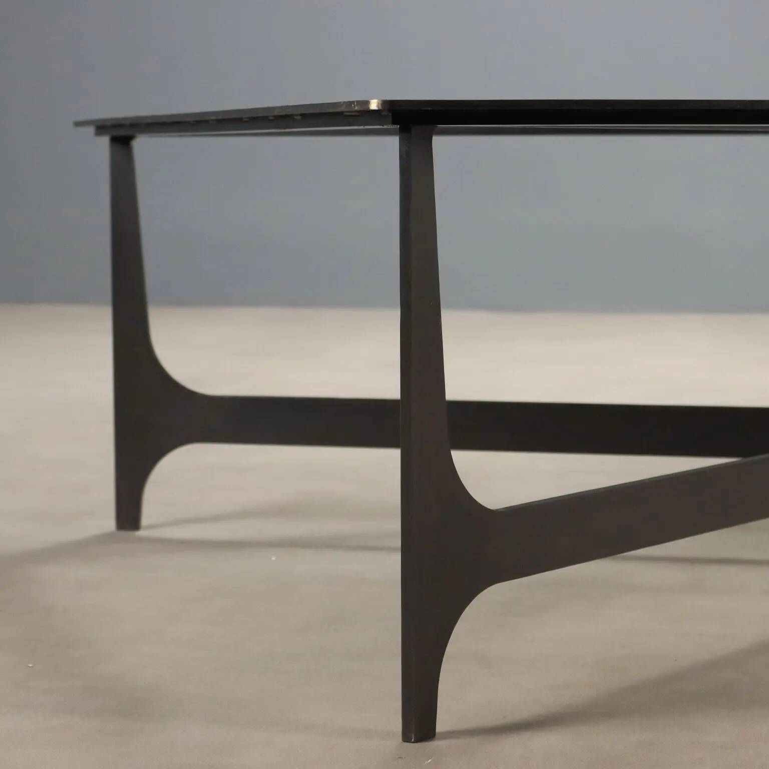 Small antique coffee table in black lacquered iron and glass, Italy, 20th century.