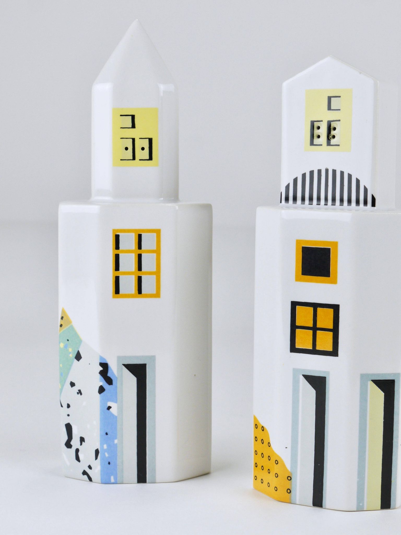 Heide Warlamis salt and pepper shakers skyscrapers postmodern, Vienna collection 1990