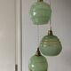Suspension triple globes vintage art déco en verre vert et doré
