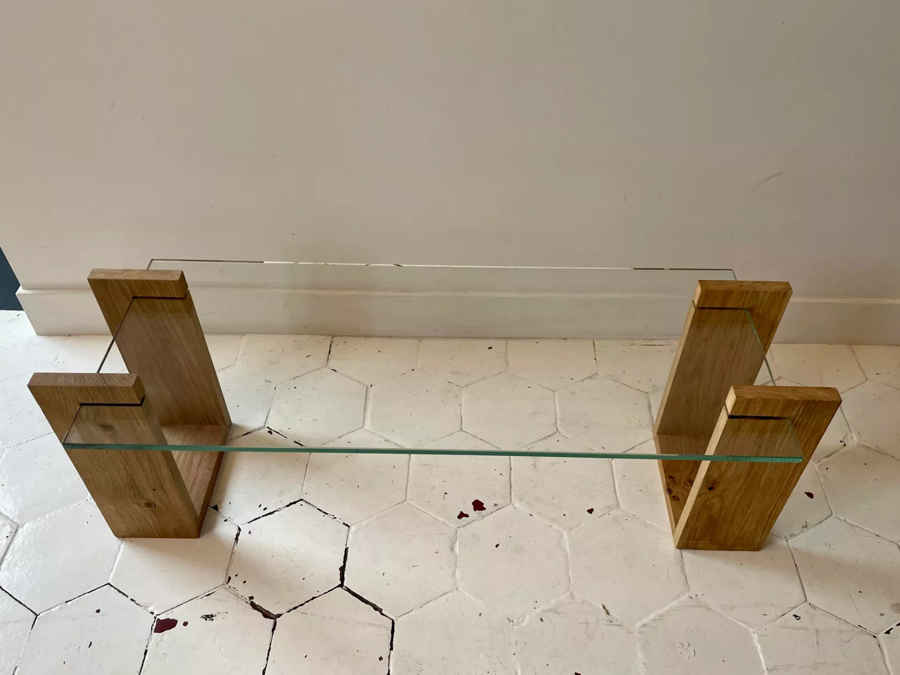 Table basse verre et chêne massif, FLP studio