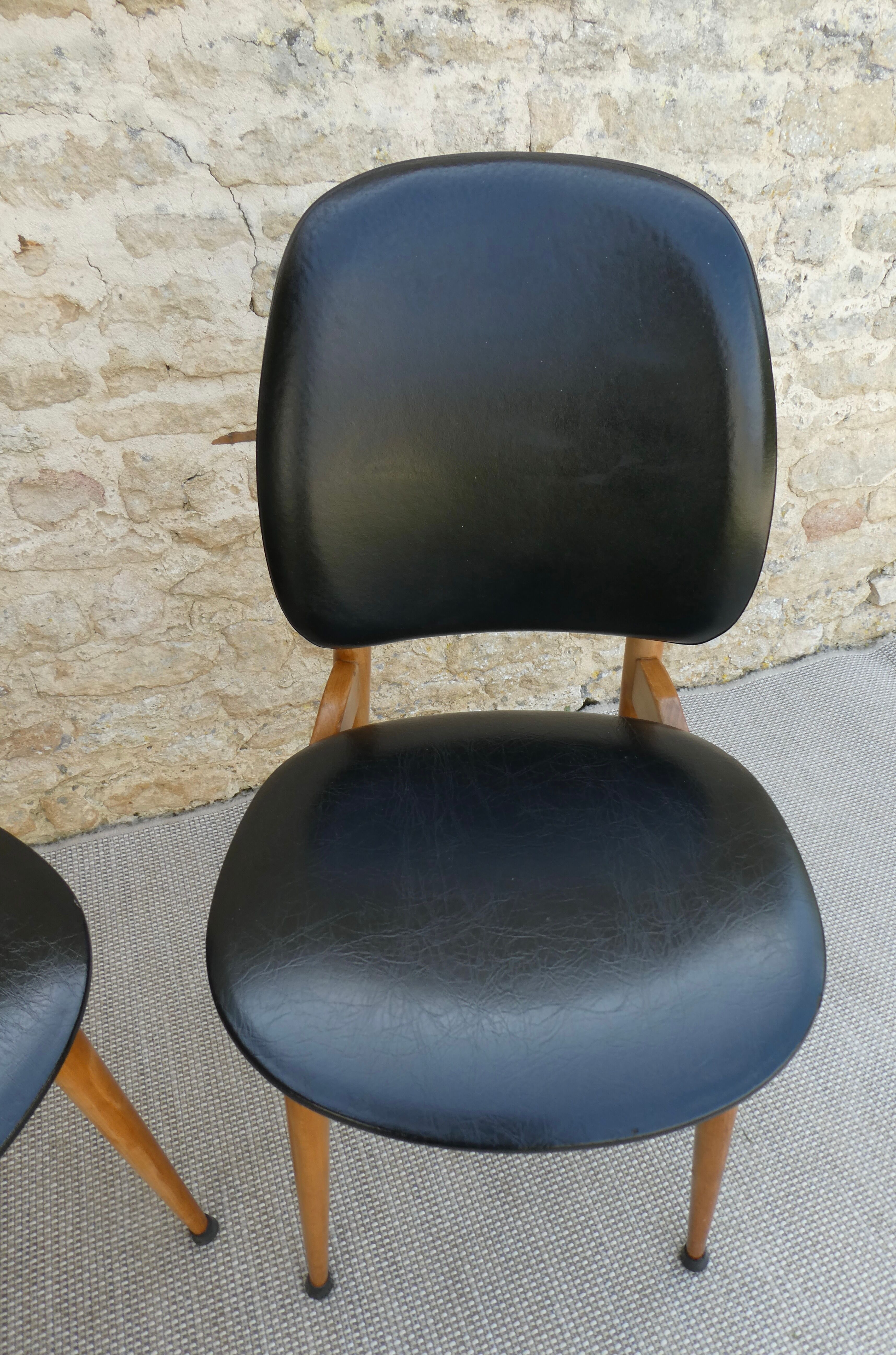 Paire de chaises Baumann, modèle Pégase