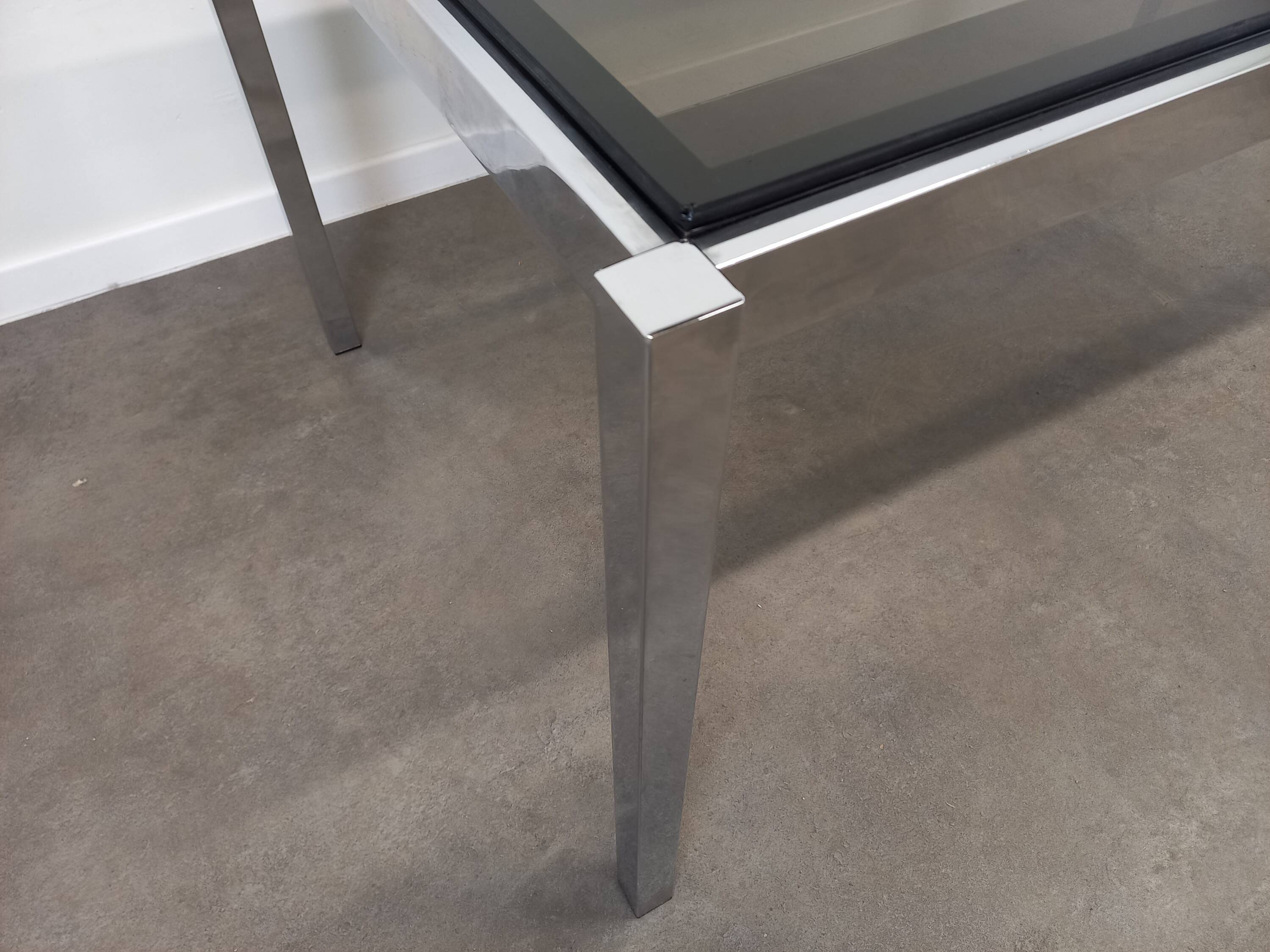 Table à manger verre et métal chromé 168 cm