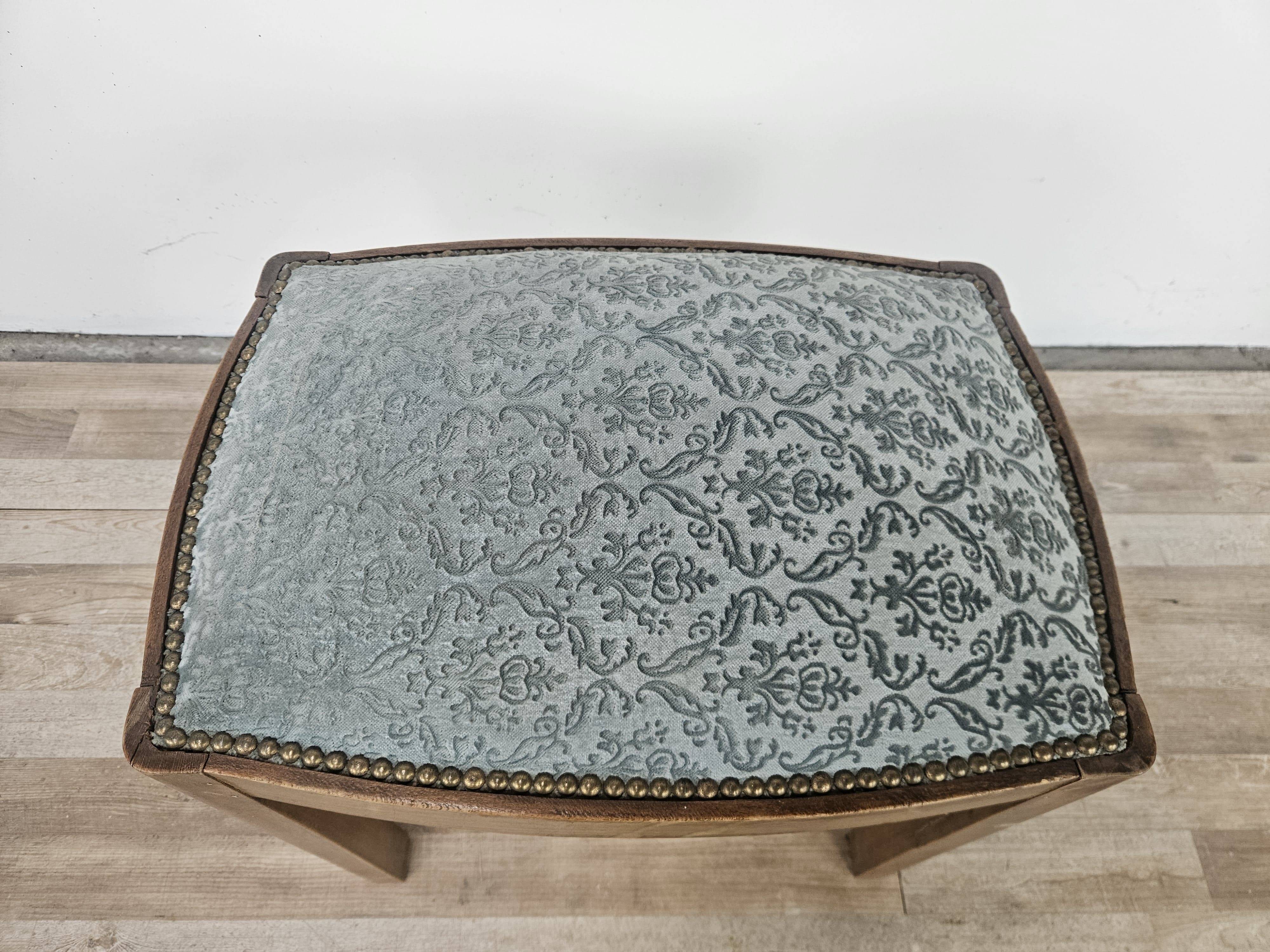 Art Decò set of chairs with stool