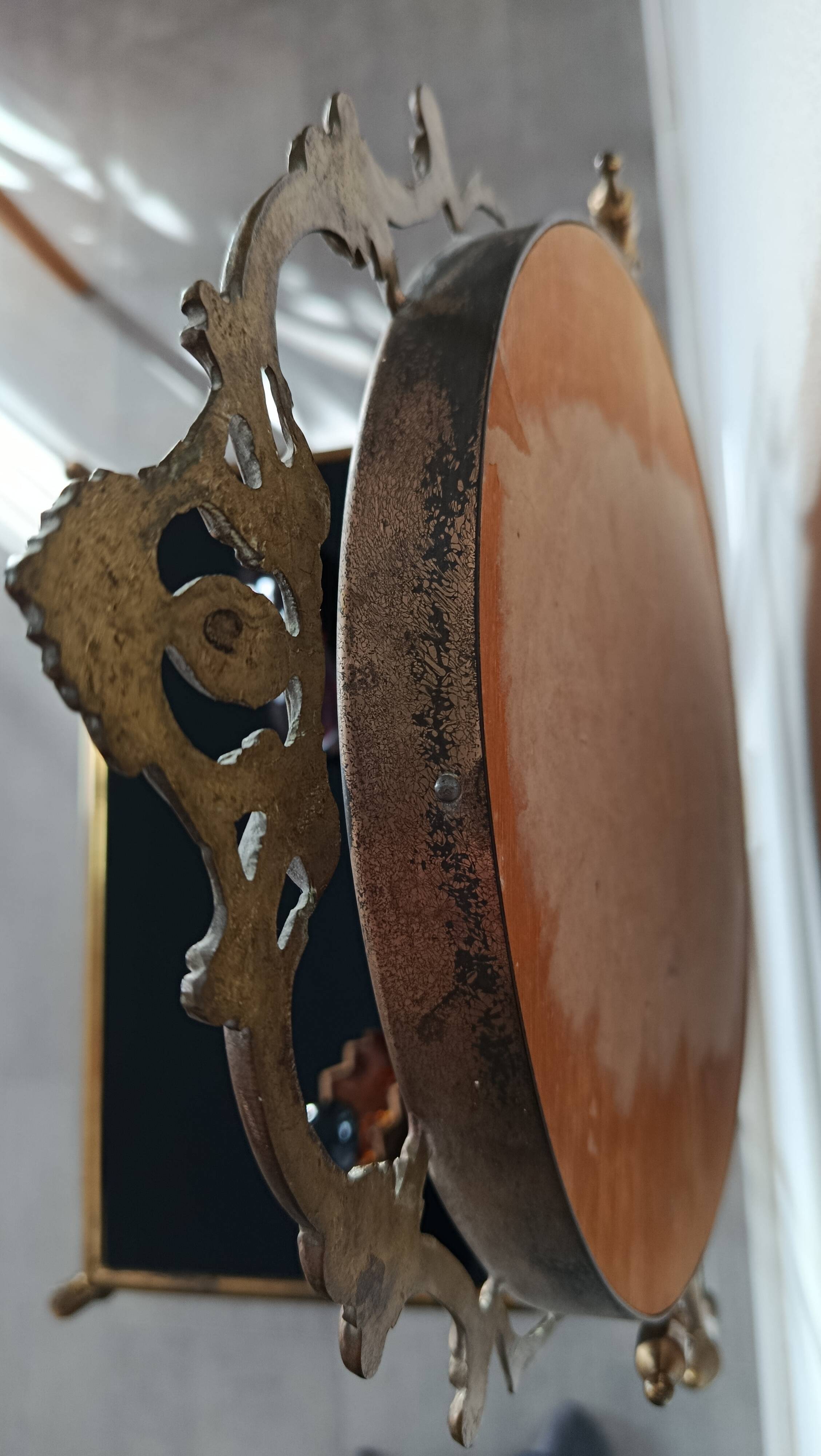 Louis XVI style hairdresser in brass and tempered glass