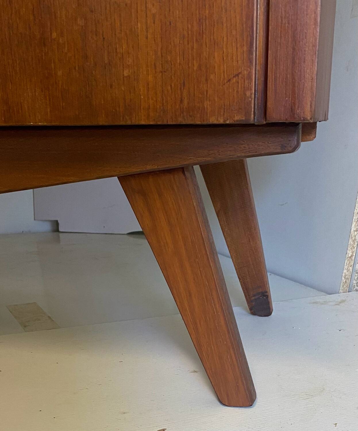 Vintage sideboard with compass feet