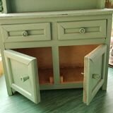 Stern cupboard buffet