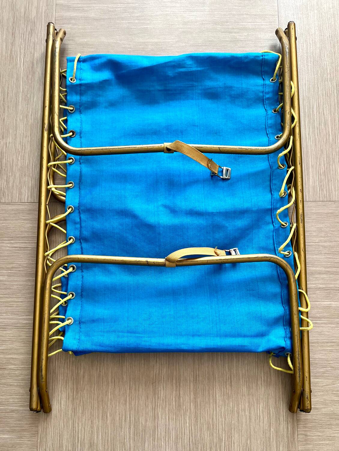 Vintage children's camp bed from the 60s/70s – very good condition.