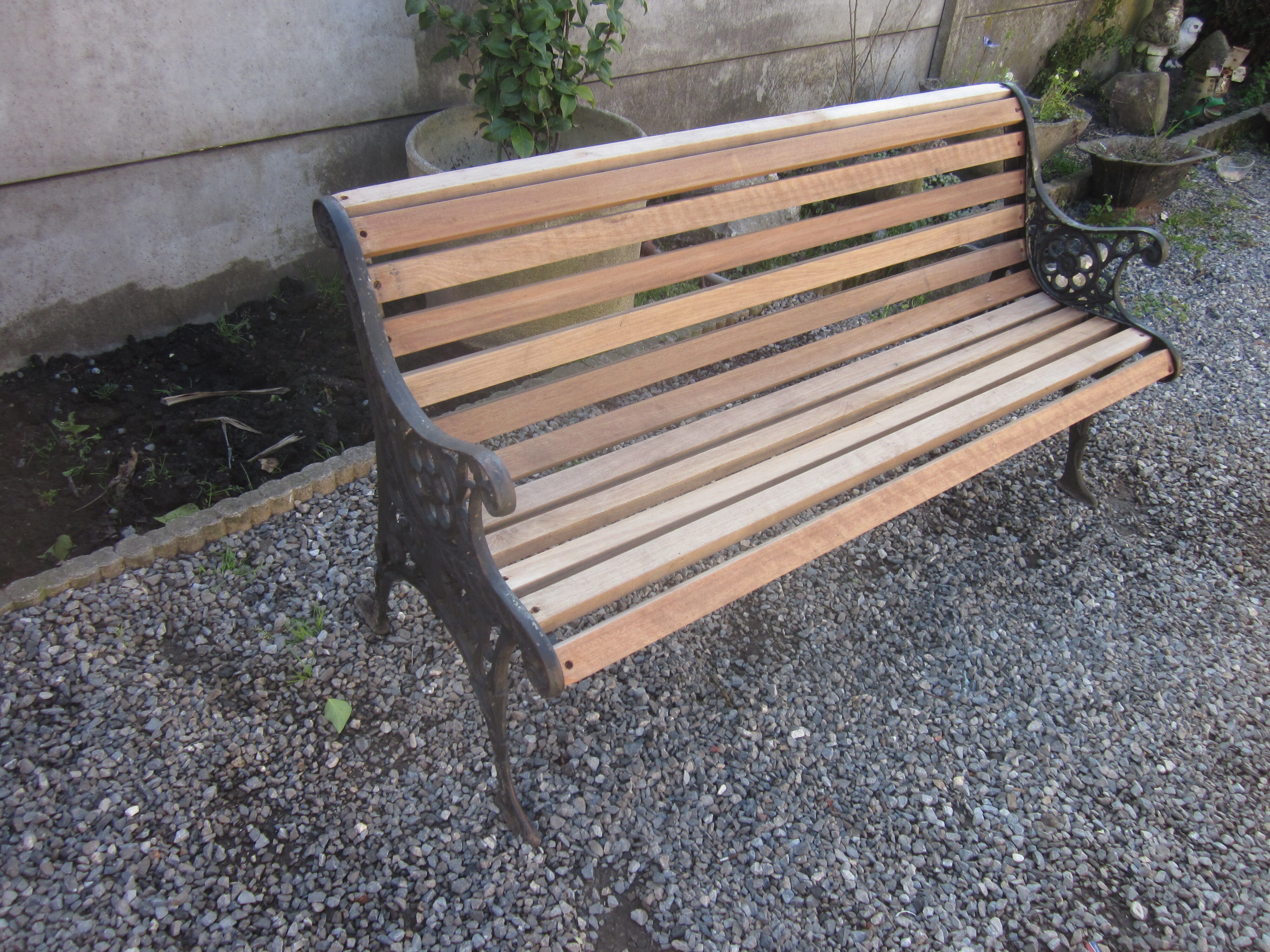 Cast-iron garden bench