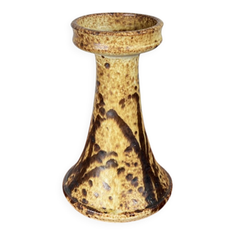 Mid-century Danish studio ceramic candlestick signed Aage Würtz, 1960s.