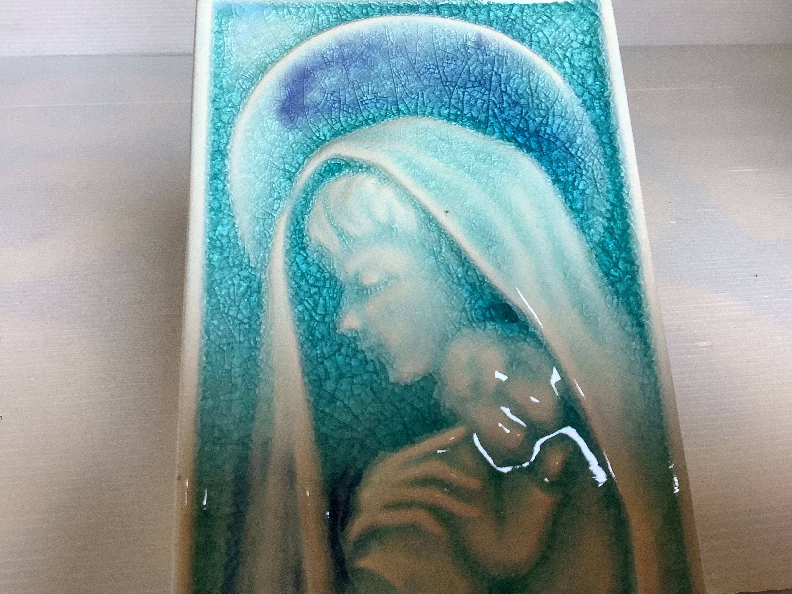 Holy Virgin with Child, cracked blue Sanmyro Japan