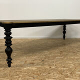 Table à manger style classique en bois, pieds noirs, 12 couverts