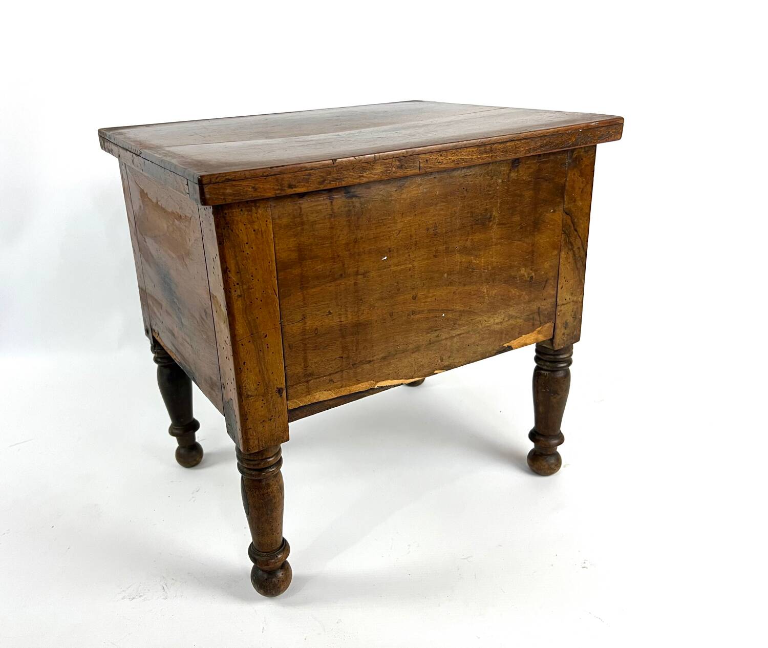 Wooden entrance trunk stool