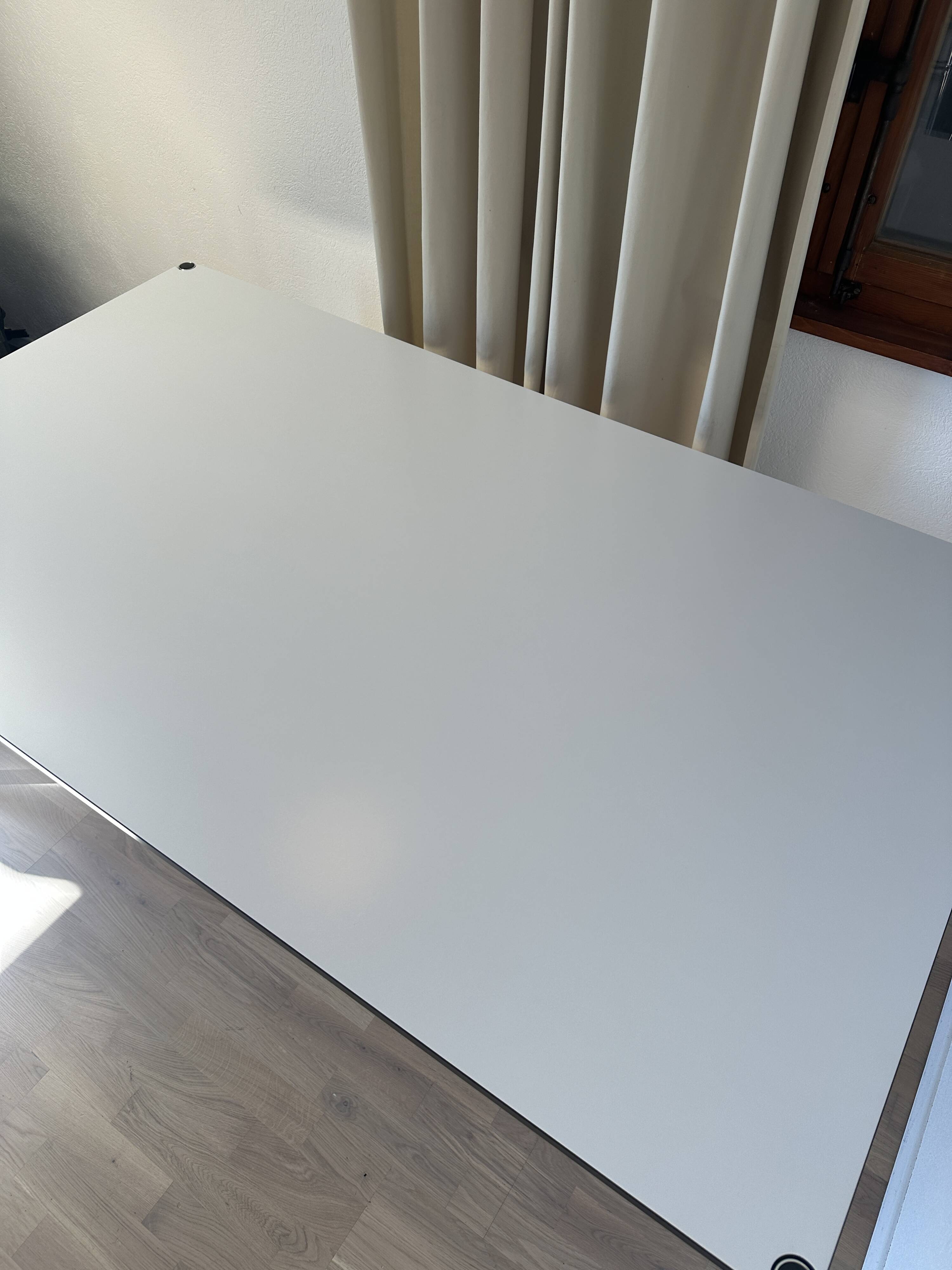 USM Haller desk in pearl grey laminate