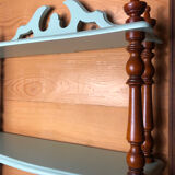 Shelf worked with cherry top