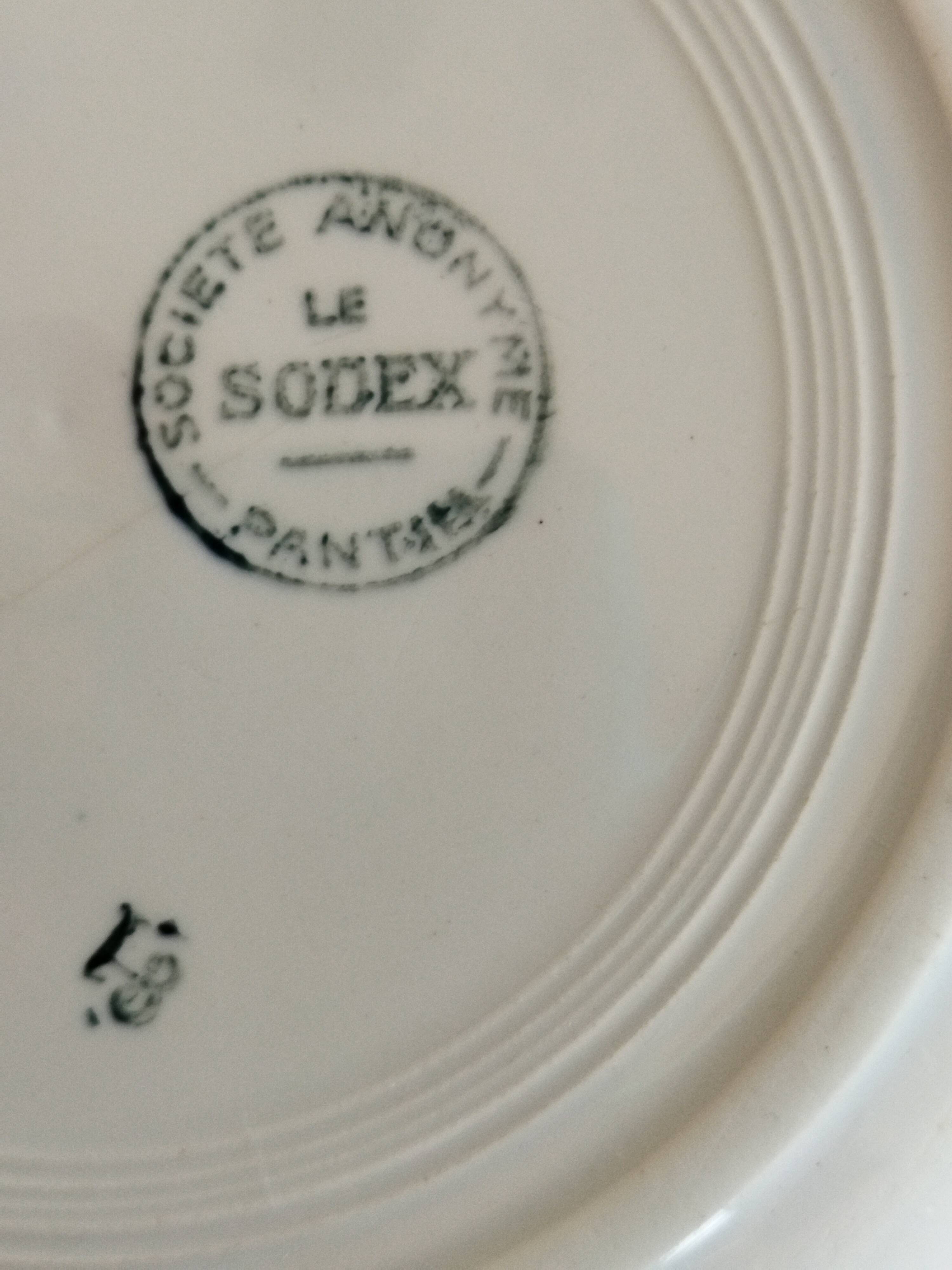 8 iron earthenware plates (St Amand Hamage HB & Cie Sarreguemines Digoin)