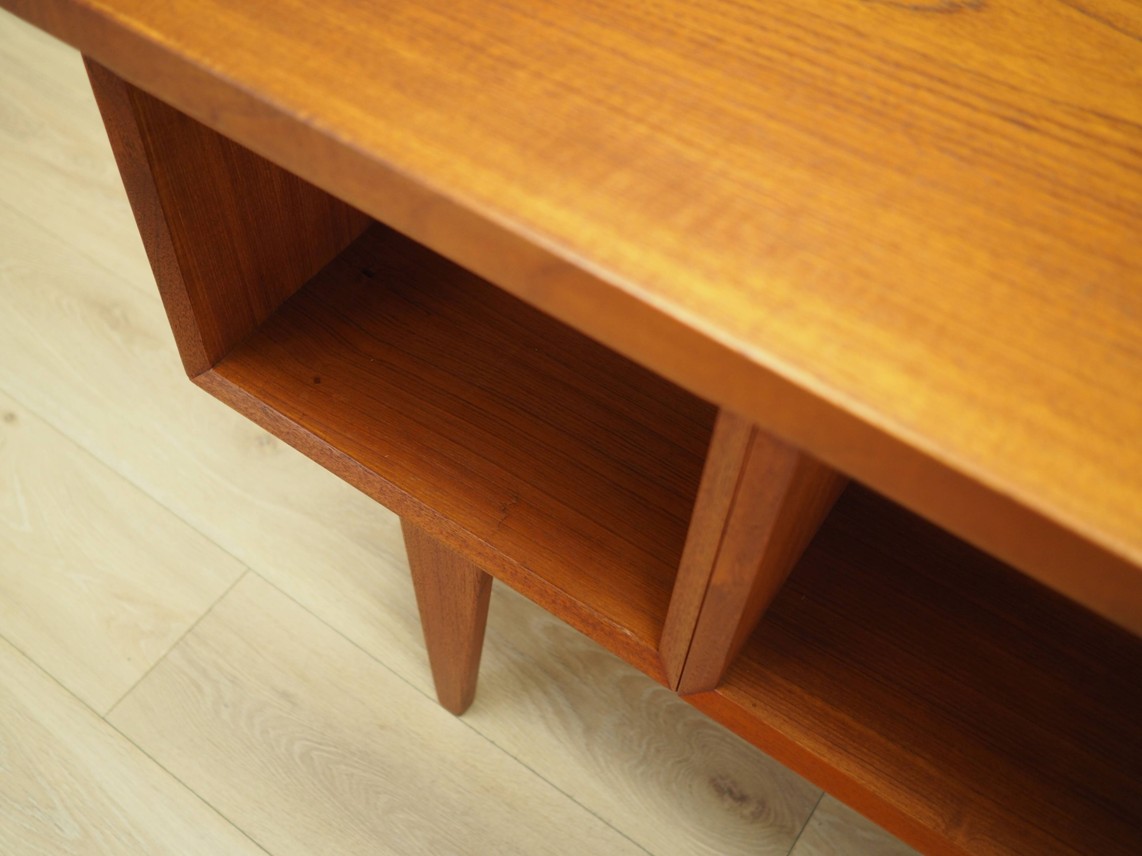 Teak desk, Danish design, 1970s, production: Denmark
