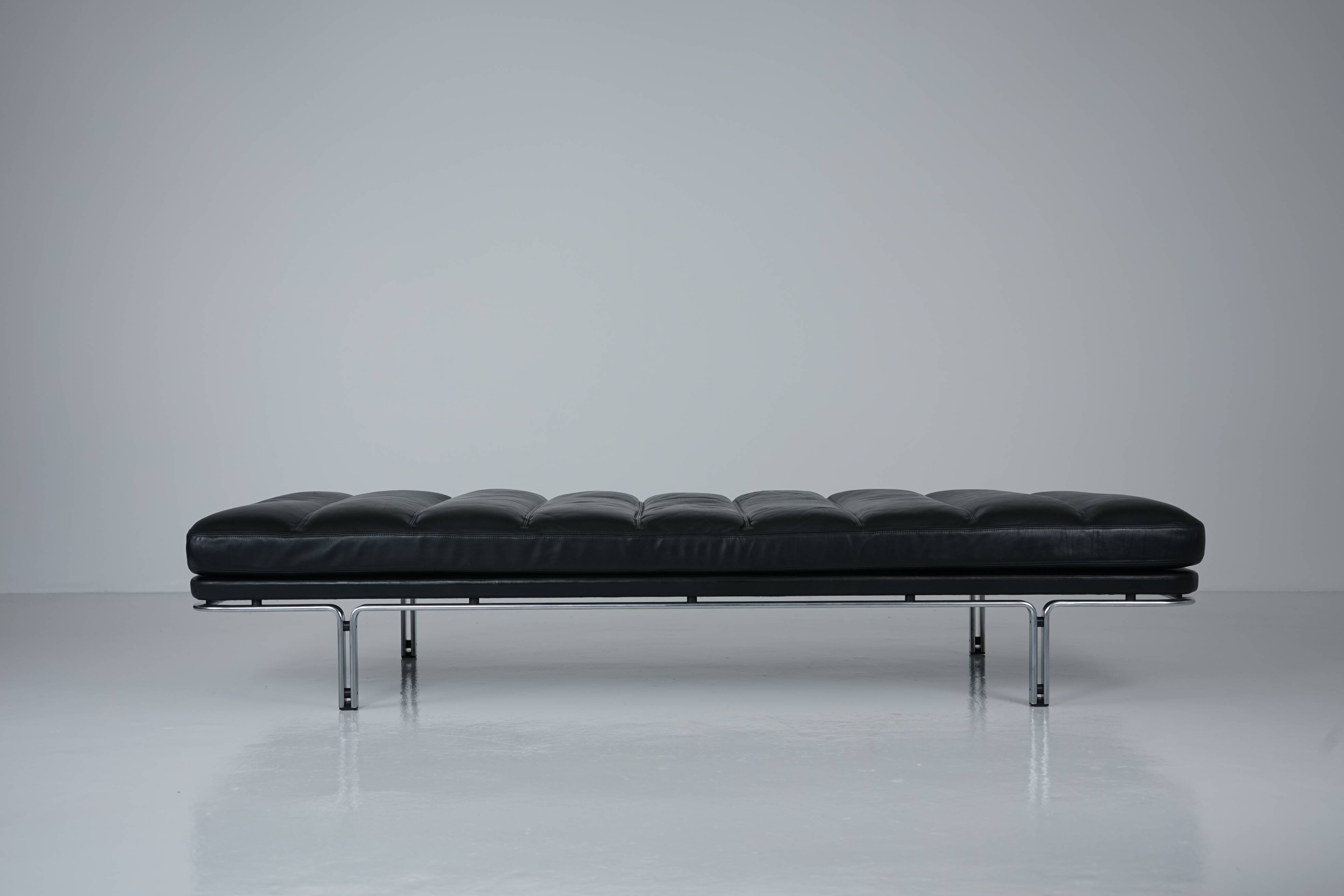 6915 Daybed by Horst Brüning for Kill International