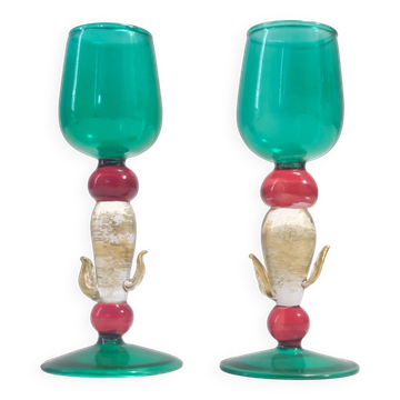 Paire de verres à liqueur postmodernes bleu sarcelle, rouge et or par Salviati, Murano, Italie