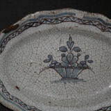 Flat move earthenware decors flowers Rouen eighteenth basket