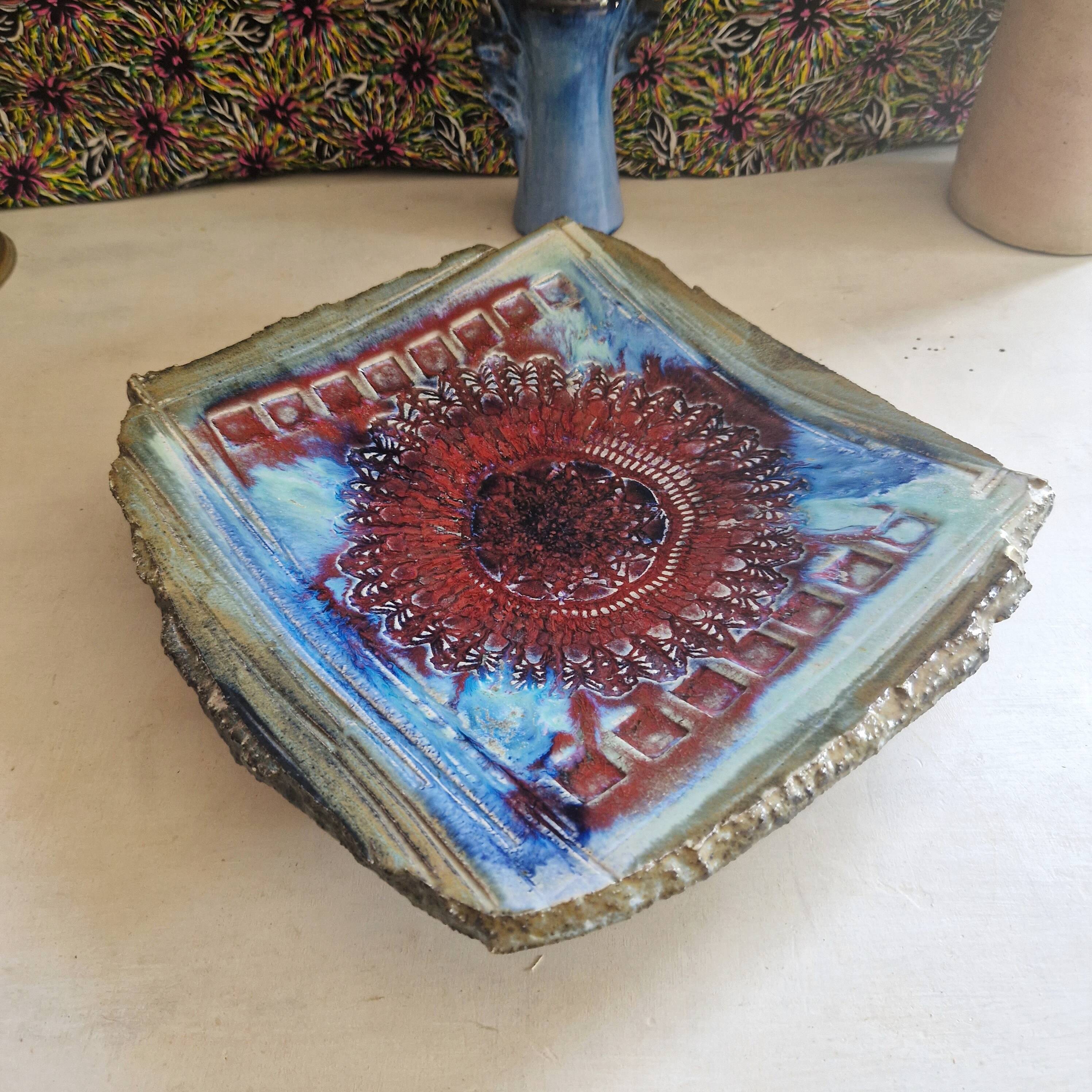 Dish on feet or storage compartment in enameled stoneware signed gerard tridot france