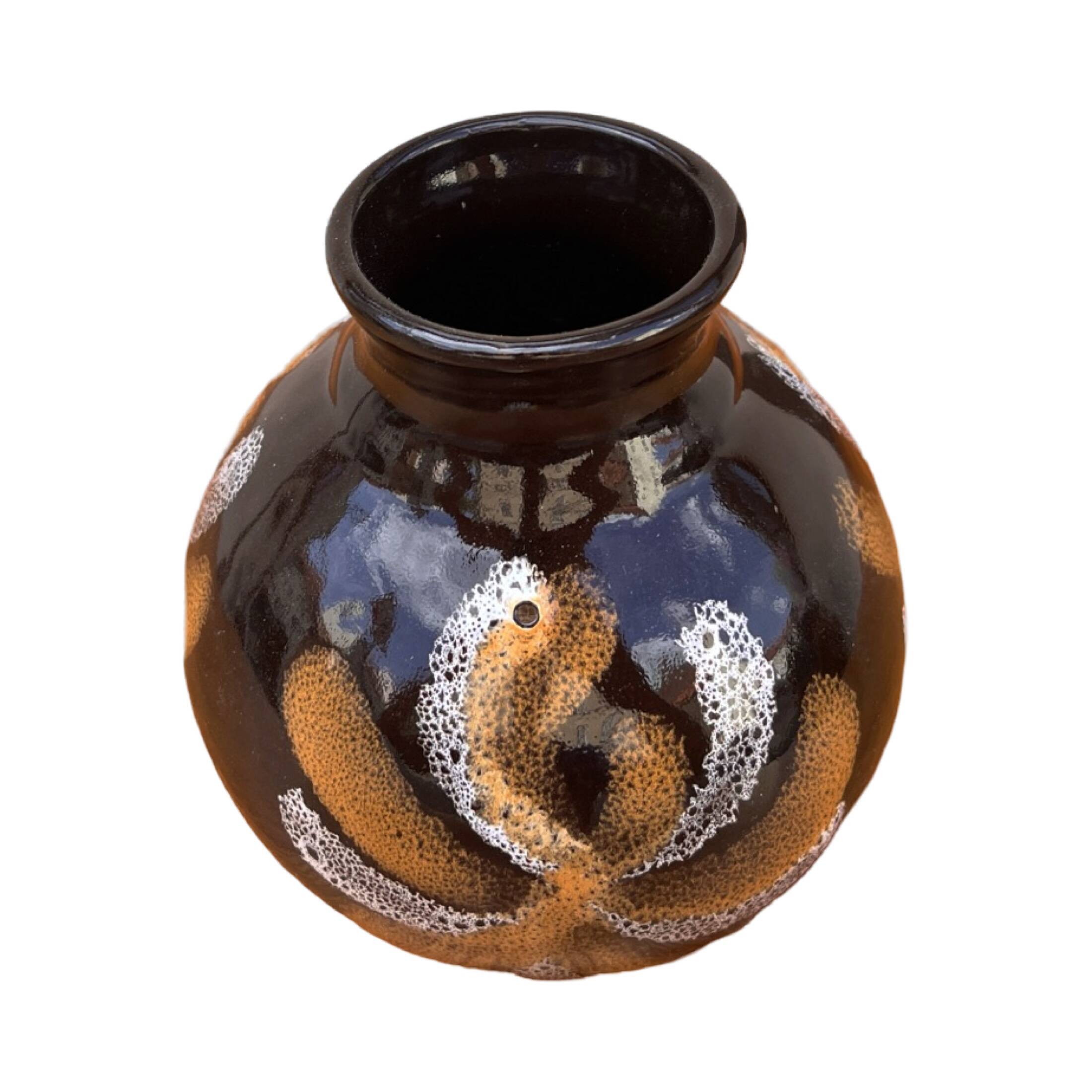 Ceramic vase, spila bolesławiec poland, 1970s.