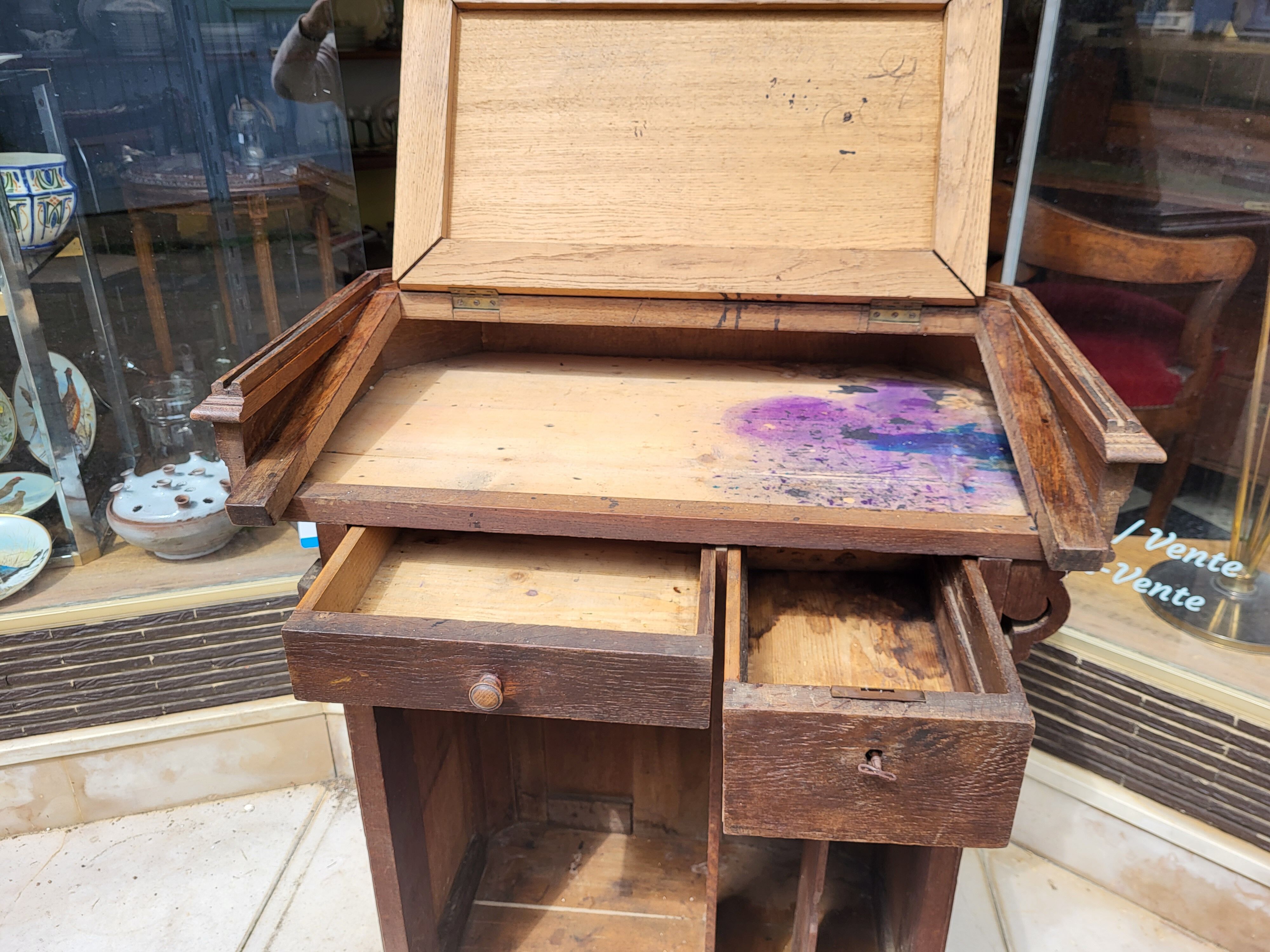 Wooden counter / Docking station 40s