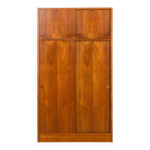 Armoire en teck danois par Hundevad, années 1960