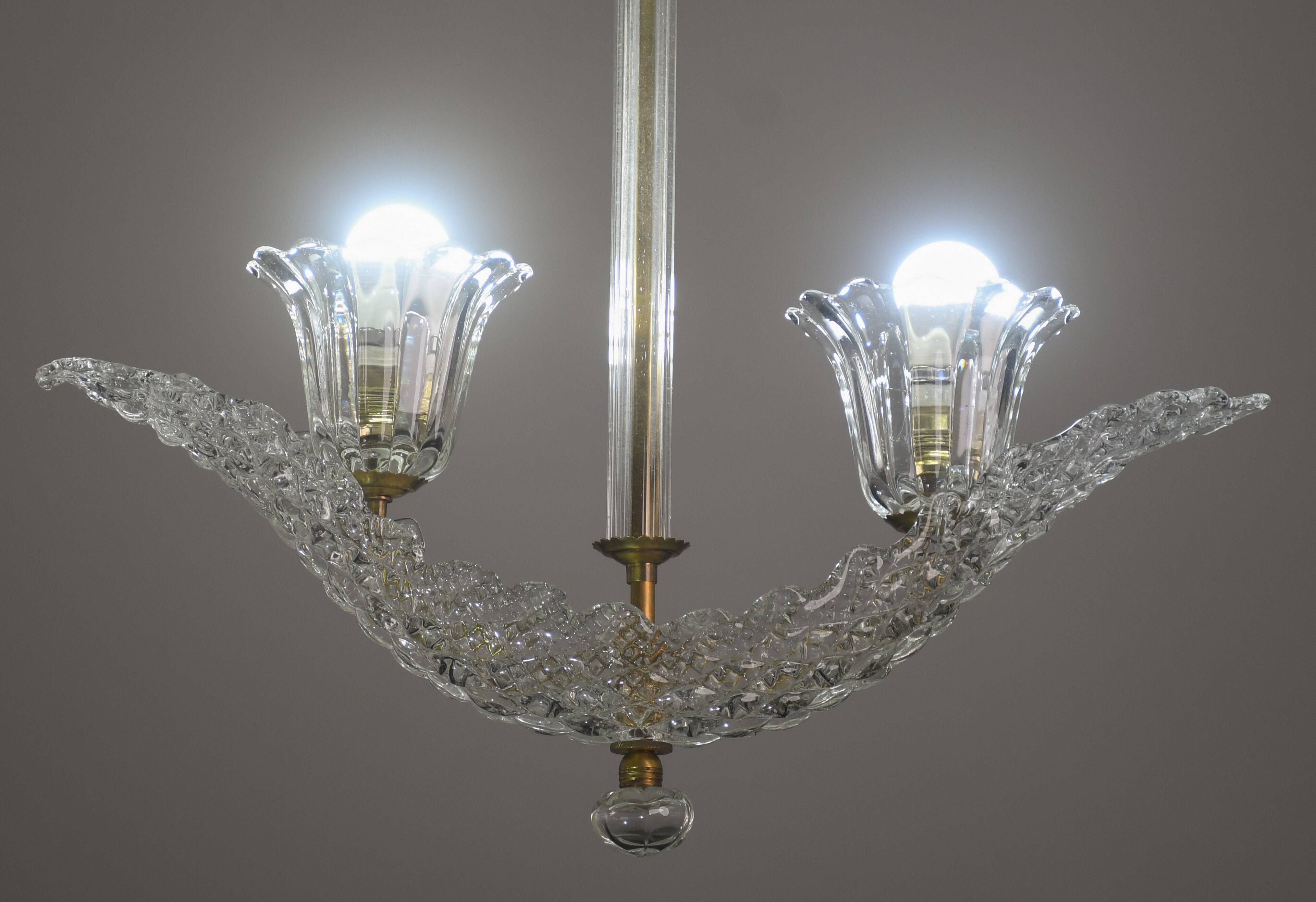 Elegant 2 cup Barovier Art Deco chandelier, Murano glass, brass structure 1940s