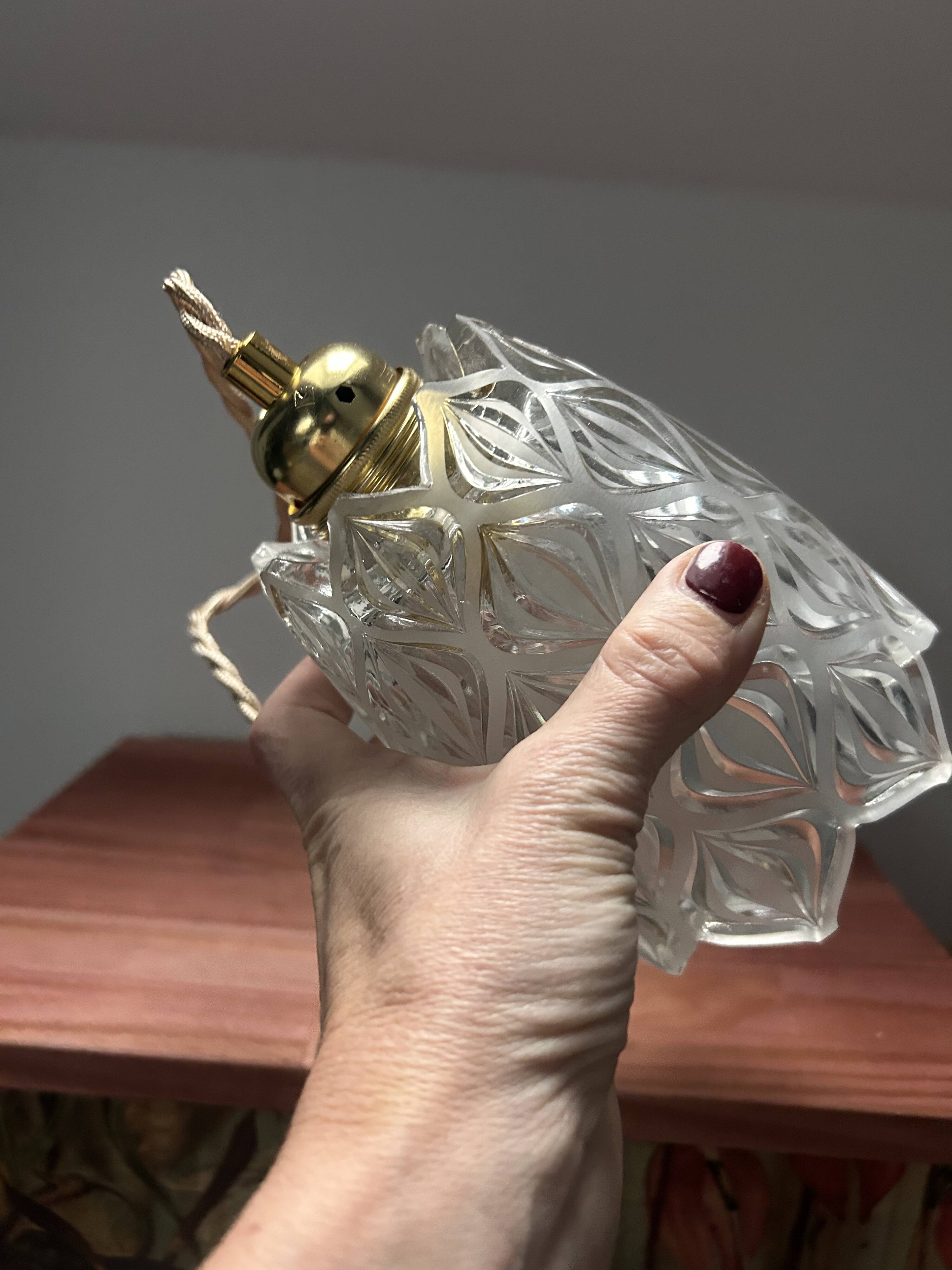 Baladeuse vintage en verre ciselé