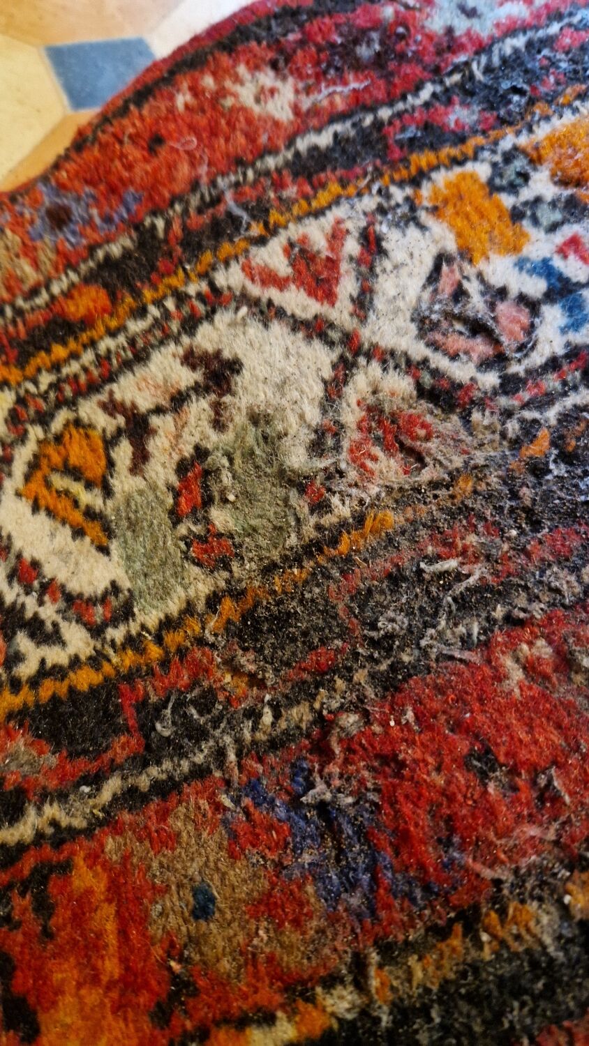 Iranian carpet 2 m 00 x 1 m 35