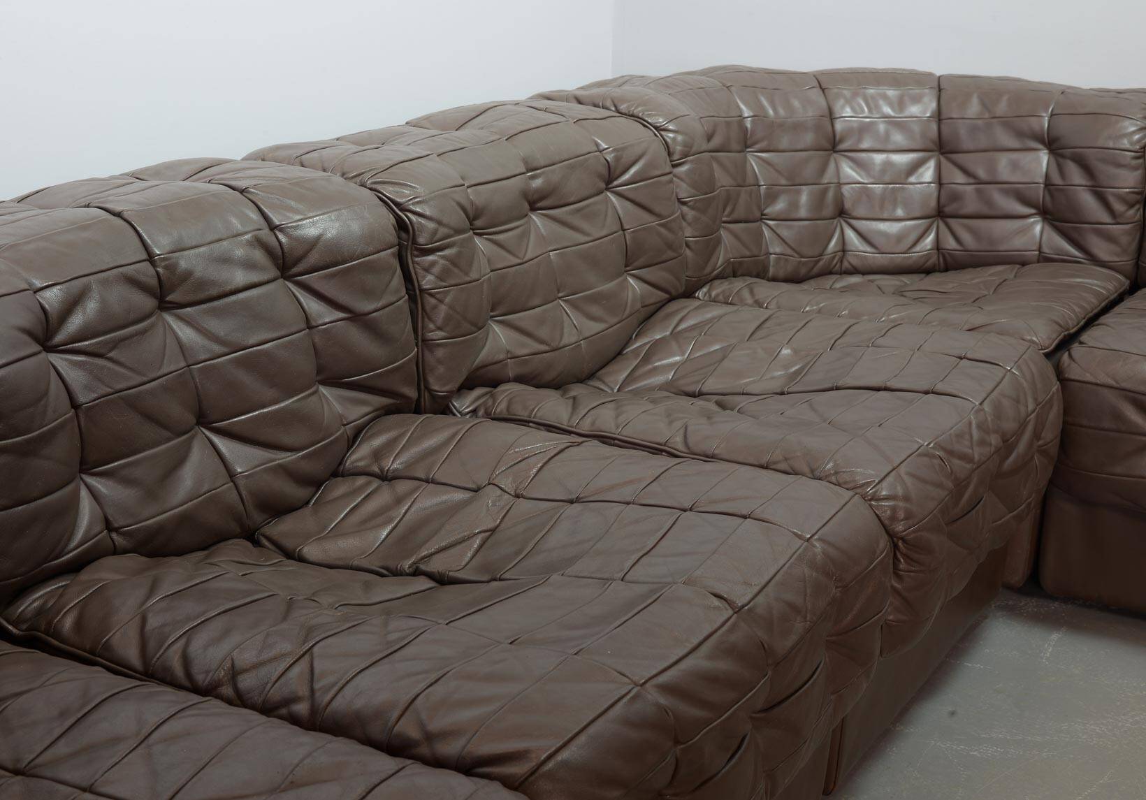 De Sede DS11 Patched Brown Leather Modular Sofa 6 Elements. Germany, 1970s