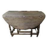 English table called Gate-leg