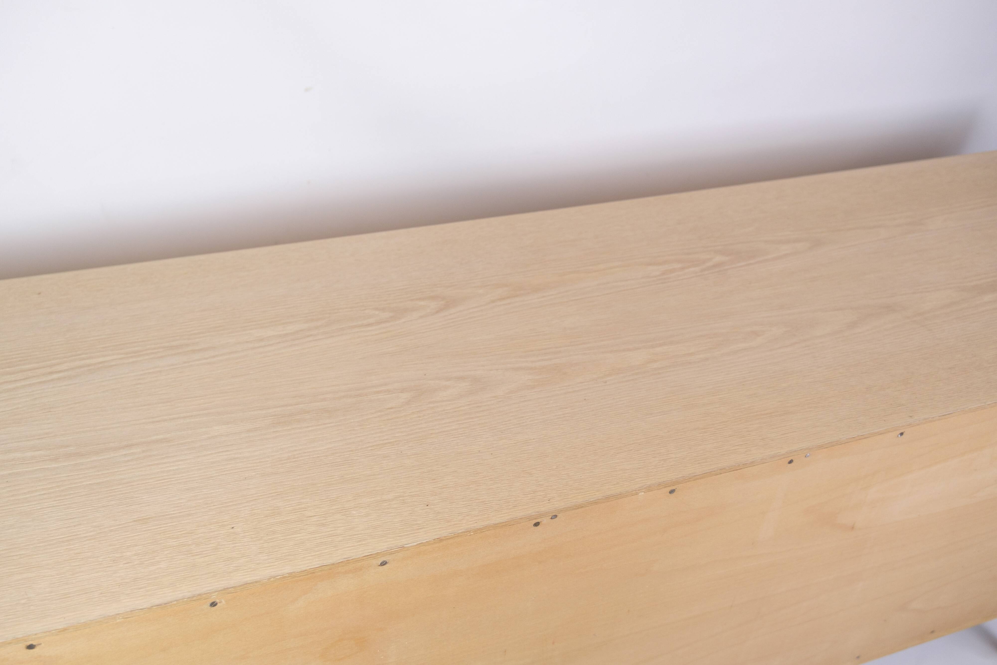 Buffet modèle RY-25 fabriqué en chêne par Hans J. Wegner pour RY Furniture des années 1960