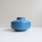 Vase en céramique bleu mat