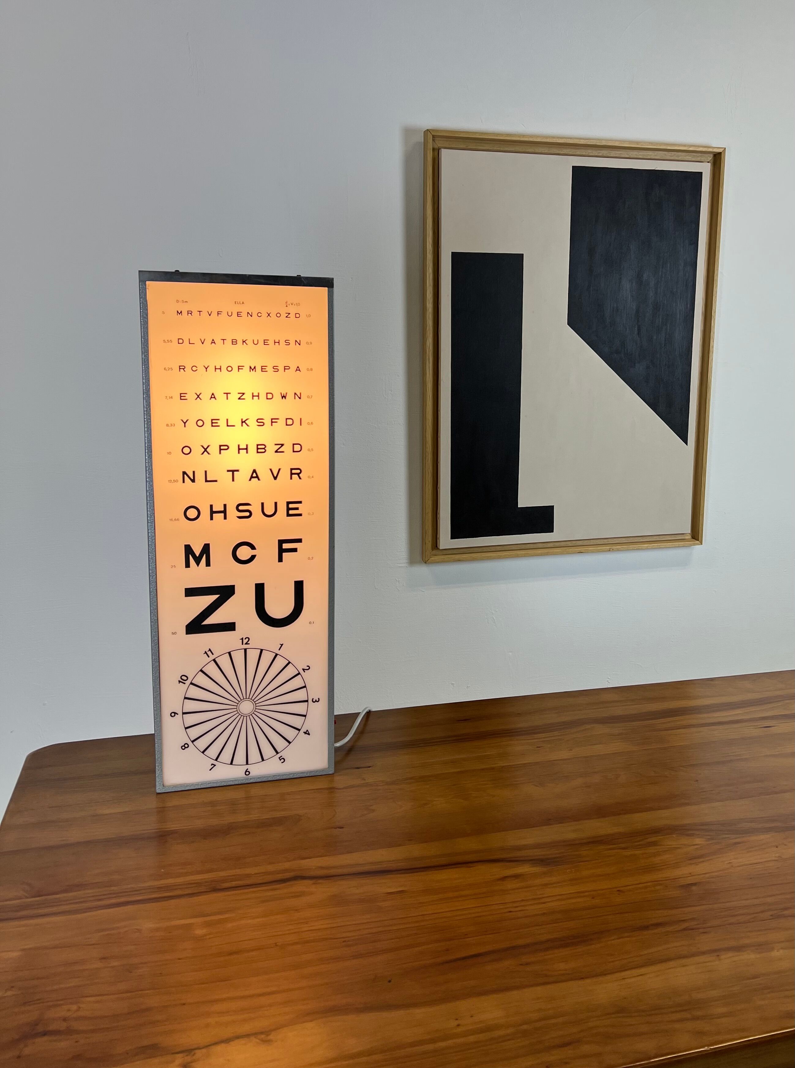 Optician's luminous painting