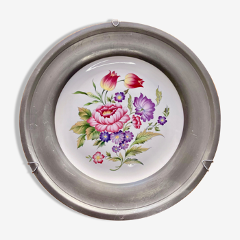 Decorative porcelain plate