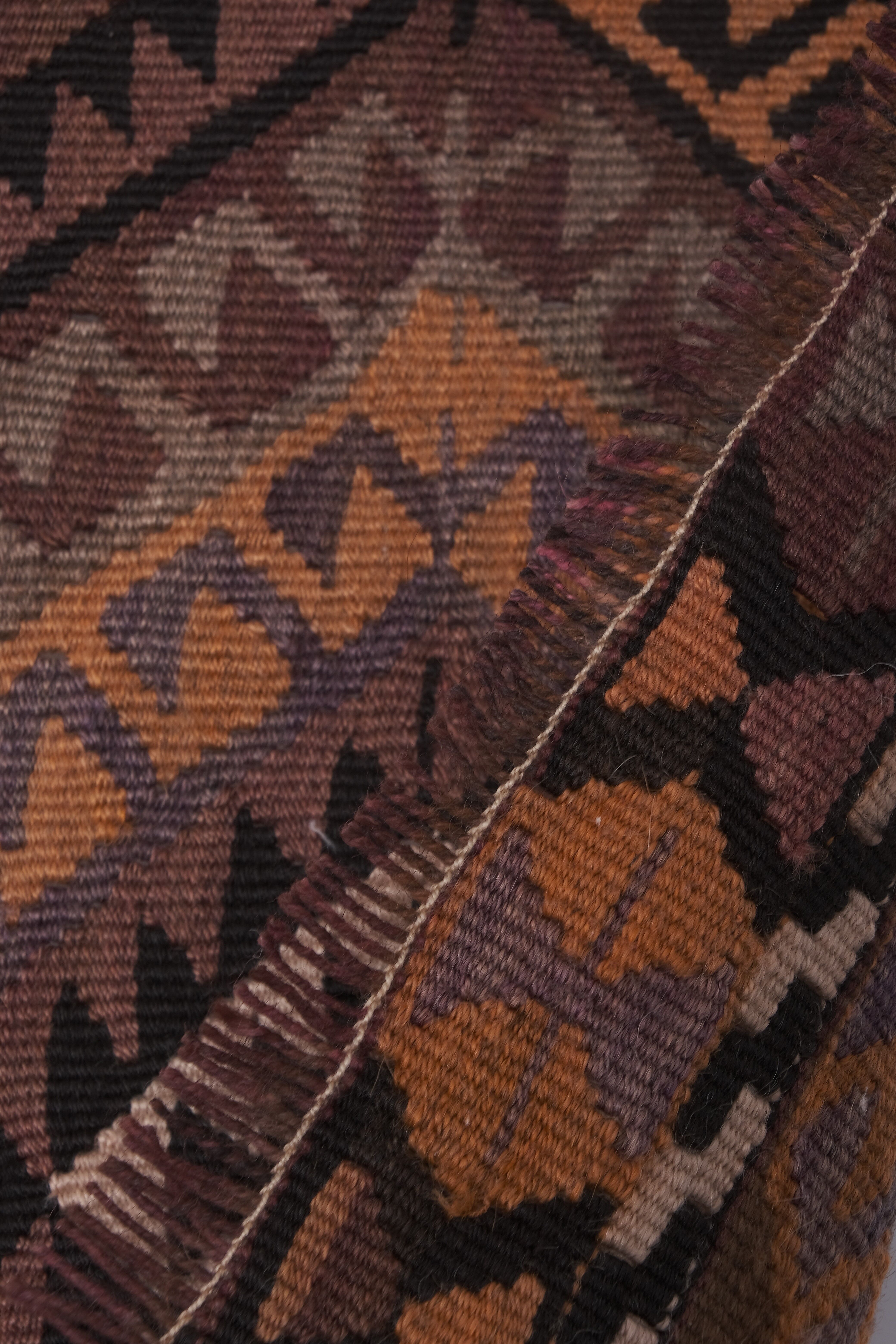 Vintage Turkish rug from Oushak, handwoven 132x360 cm