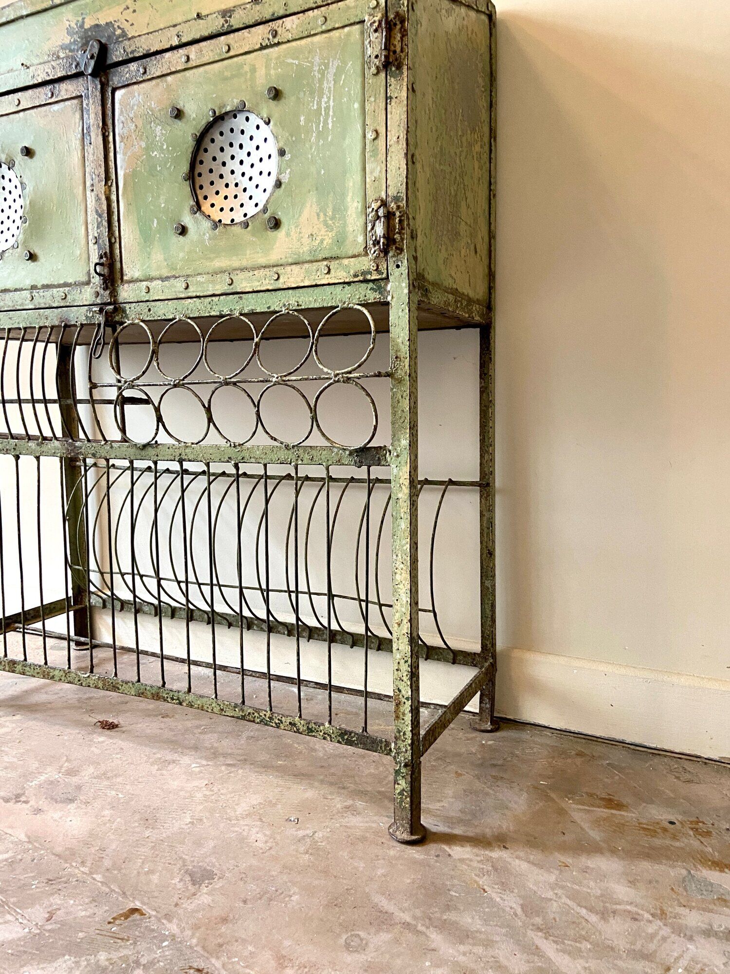 Storage cabinet in water green metal