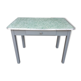 The 1950s kitchen table