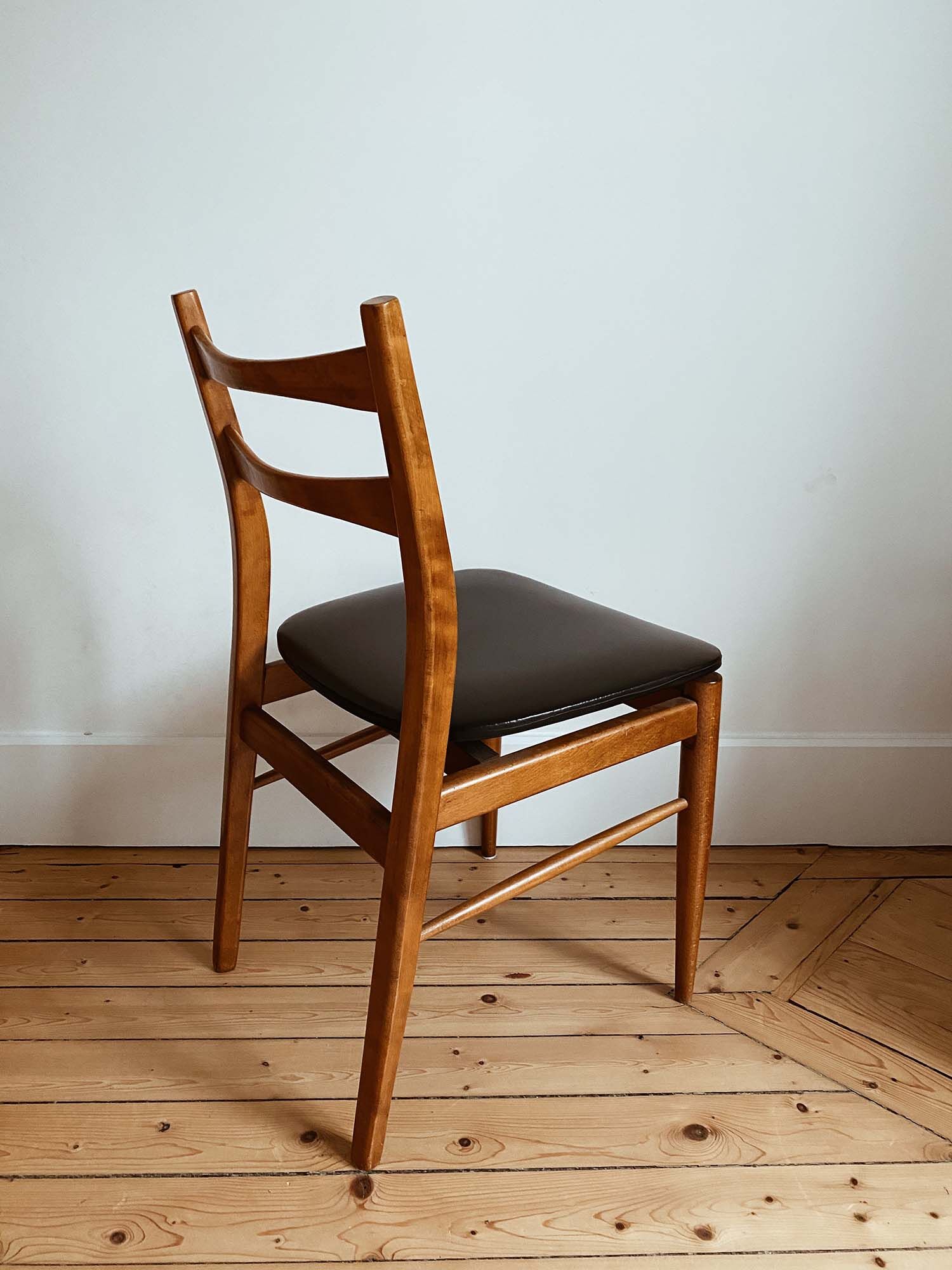 Scandinavian chair