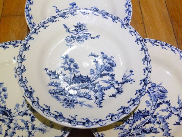 4 assiettes plates Gien service Chardons 1