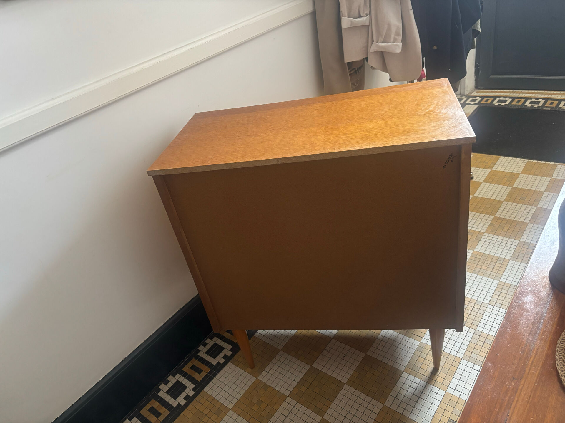 Commode moderniste des années 60