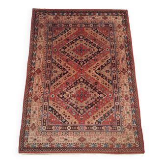 Handmade Sinkiang rug 279x204cm