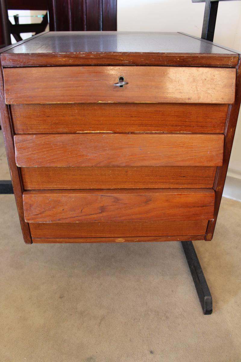 Bureau Italien 70