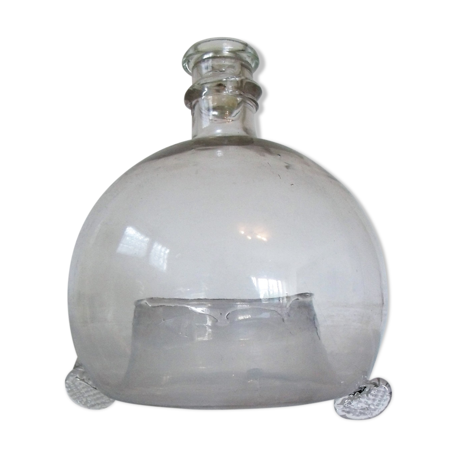 Former blown glass trap jar