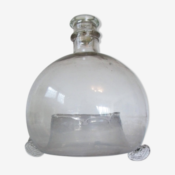 Former blown glass trap jar