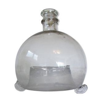 Former blown glass trap jar