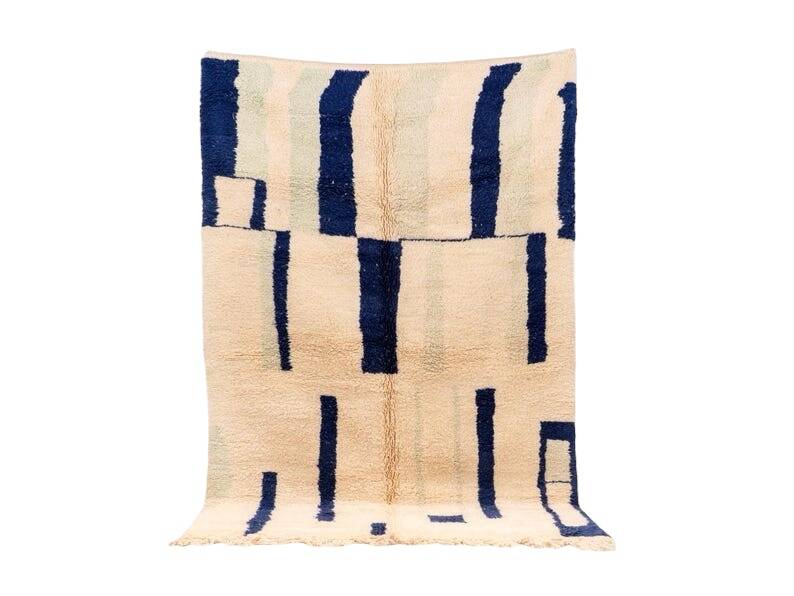Authentic traditional handmade pure wool rug size 150/250 cm.